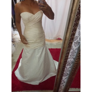 vestido de noiva simples modelo sereia saia sai com ziper