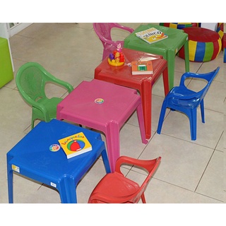 Kit Mesa + 2 Cadeiras Resistentes Infantil Decoradas Antares Azul/Rosa (4)