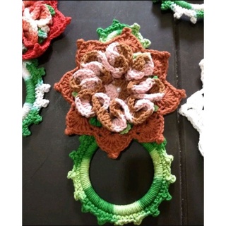 1 Porta pano de prato em Crochê Flor colorido