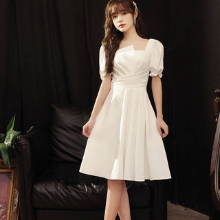 vestir saia longa vestido de noite das senhoras Certificado de registro branco pequeno vestido 2021 novo verão high-end uso comum pequeno design high-end