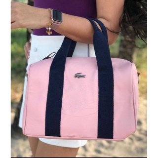Bolsa Lacoste baú feminina disponível nessas cores