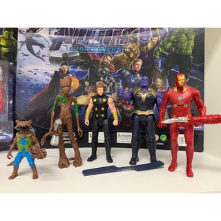 Os vingadores guerra infinita kit 5 bonecos 17cm e 11cm Thanos, Thor, Homem de ferro, Groot, Rocket Raccoon