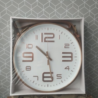 Relógio de parede com alça decorativo / Relógio Adnet Rosê Gold e Preto (4)