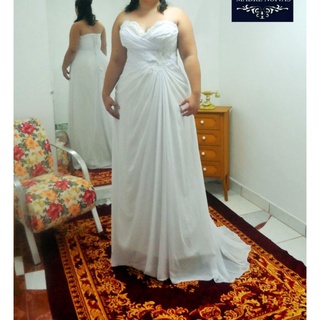 Vestido de noiva Plus Size com decote tomara que caia (1)