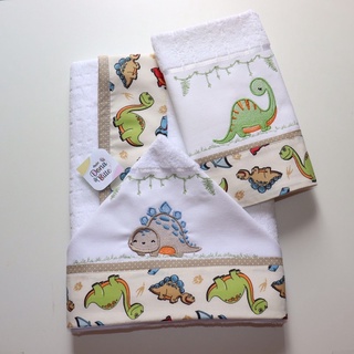 Toalha de banho infantil com capuz e toalhinha de boca bordada