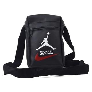 Bolsa Masculina Jordan Adulto/Juvenil Lateral Bag Promoção