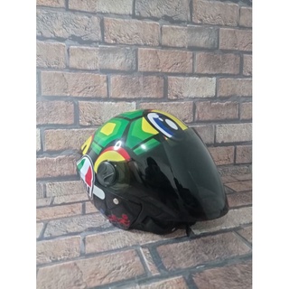 capacete tortuga personalizado aberto com viseira fumê. (1)