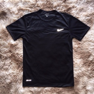 Camiseta Nike Dri-Fit Recorte Refletiva Treino/Casual