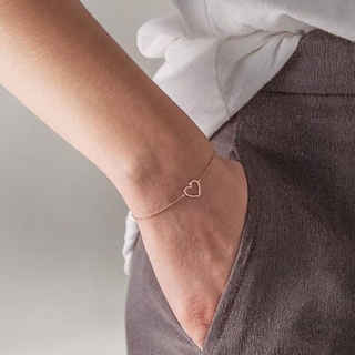 BENE Gold Hollow Heart-Shaped Bracelets For Women Birthday Present Moda Presente Simples Acessórios De Diária Tudo Em Forma De Coração (1)