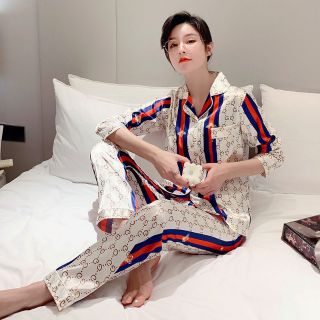 Gucci & Conjunto De Pijama Feminino De Mangas Compridas De Cetim Com Estampa De Texto baju tidur