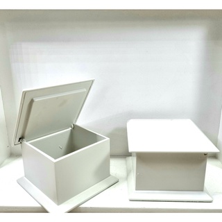 Caixa acrílica Branca lisa com tampa abre fecha - 09 x 09 cm