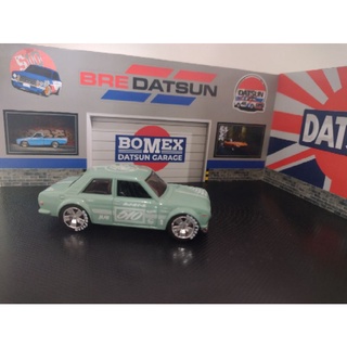 Diorama Datsun 1/64