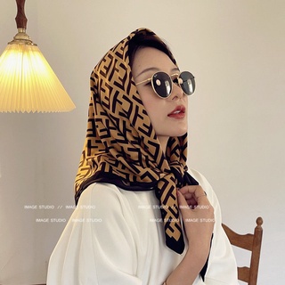 Lenço de seda feminino pequeno com impressão lenço quadrado grande Coreia selvagem primavera e outono lenço 90x90 cm bab