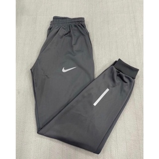 Calça Nike Infantil Com Bolso Promoção Jogger Envio Imediato Preta Logo Refletivo (4)