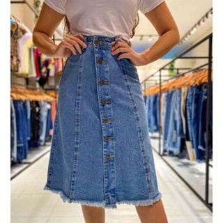 Saia Jeans Midi com botões e barra desfiada Blue mar - Moda Evangélica ♡