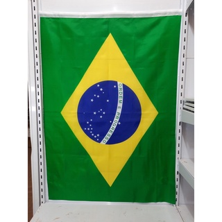 Bandeira do Brasil 60 x 80 cm100% Poliéster Produzidas em tecido 100% poliéster de alta qualidade, com ótimo corte e acabamento, costuradas em nylon. acabamento com cores vivas e bem destacadas vibrantes, resistente