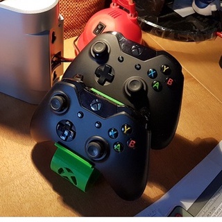 Suporte Controle Xbox One Serie S e X - Apoio de Mesa - Dois Controles