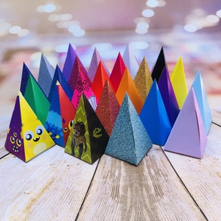 8 caixa cone piramide lembrancinha festas doces cores e temas