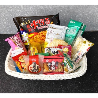 Caixa economy com doces e Snacks asiáticos + Bebida e Lámen (1)