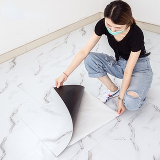 Adesivo de piso autoadesivo à prova d'água PVC plástico piso couro grosso resistente ao desgaste telha de mármore adesivo de parede para uso doméstico (2)