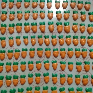 24 Apliques Confeitos de Açúcar Mini Cenoura Páscoa Artesanal 24 unidades