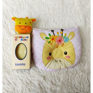 kit Naninha Bebê e Infantil de Plush com Bichinhos e Travesseiro Anatômico para Recém Nascido de Bichinhos Girafa