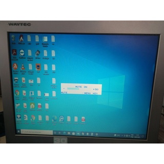 Monitor Waytec LCD 15 polegadas. (1)
