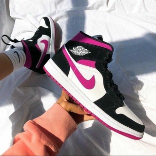 Tênis Nike Jordan Feminino Estofada Premium - Air Jordan 1 Preto-Pink-branco Mid Girls basketball (1)