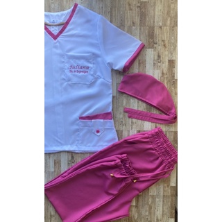 conjunto Scrub / pijama cirúrgico branco com rosa pink