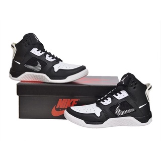Bota Nike Jordan masculina/Botinha de treino/Tênis de academia