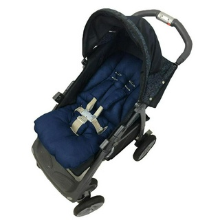 Colchonete para carrinho de bebê com capa para cinto cor azul marinho