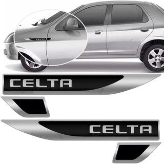 Par Emblema Lateral Paralama Porta Gm Chevrolet Celta