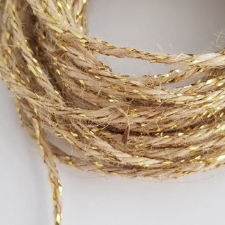 Fio de Juta Natural com Fio Ouro - Juta natural com dourado 70 metros para tags, convites, laços, decoração, presentes