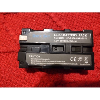 Bateria NP-F570 3000 Mah para Iluminadores de Leds e Monitores F550 LD160 W192 W228 YN160 BLACKMAGIC