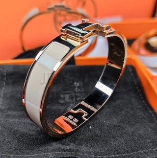 2021 New Ready Stock Clic H Narrow Bracelet in Enamel and Rose Gold Plating
