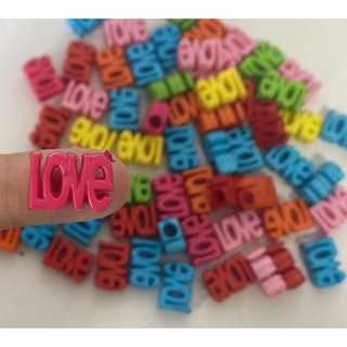 Pacote de Miçanga “Love” com 25 unidades