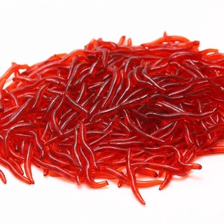 100 Pcs Lifelike Fishy Iscas 35mm Artificial Red Minhoca Isca De Plástico Macio Cheiro Mar Fluxo Vermes De Pesca Da Carpa Baitc