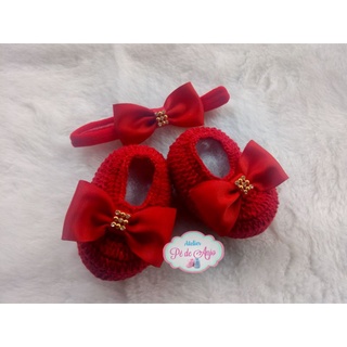 Sapatinho de crochê menina cor vermelha com Tiara detalhes em strass. (1)