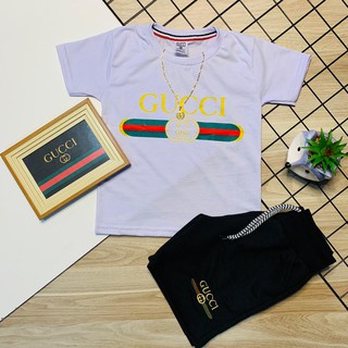 Conjunto Infantil Camiseta e Bermuda Gucci