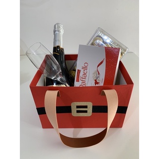 caixa com alça+champanhe+rafaello+ferrero+taça natal