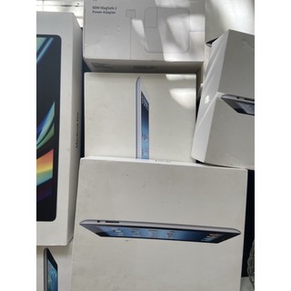 caixa MacBook e iPad iMac iPhone