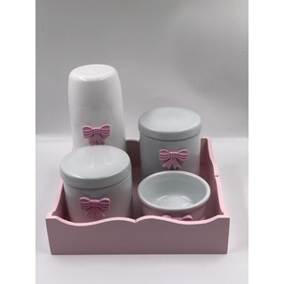 Kit Higiene Porcelana Bandeja Mdf Térmica Branca Apliques Rosa Bebê (1)